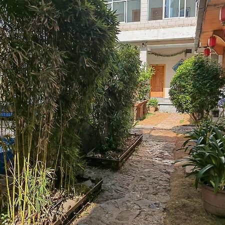 Lijiang Adventure Inn Exterior foto